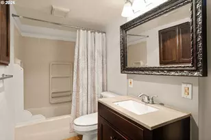 2014 NE Crane St, Portland, OR 97211 - Photo 37