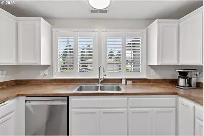 7465 NE Prairie St, Keizer, OR 97303 - Photo 13