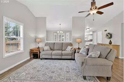 7465 NE Prairie St, Keizer, OR 97303 - Photo 17