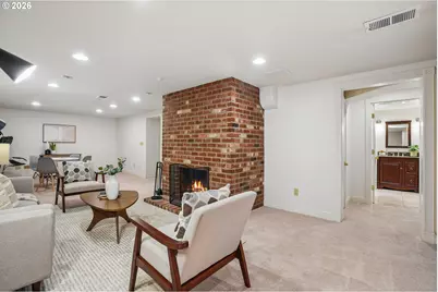 8115 SW Valley View Dr, Portland, OR 97225 - Photo 25