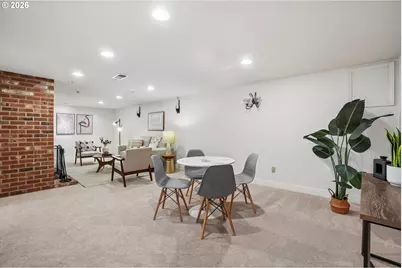 8115 SW Valley View Dr, Portland, OR 97225 - Photo 23