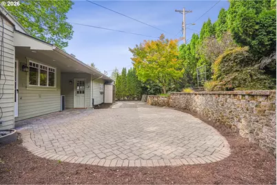 8115 SW Valley View Dr, Portland, OR 97225 - Photo 35