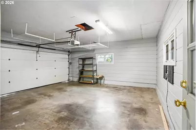 8115 SW Valley View Dr, Portland, OR 97225 - Photo 39