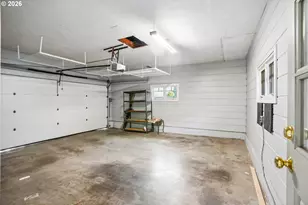 8115 SW Valley View Dr, Portland, OR 97225 - Photo 39