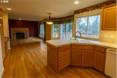 15102 SE Myra Ln, Clackamas, OR 97015 - Photo 9