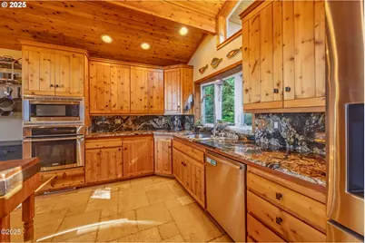 7667 NE Park Ln, Otis, OR 97368 - Photo 11