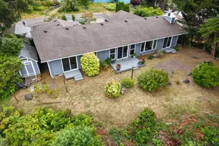 1689 Applewood Dr, Coos Bay, OR 97420 - Photo 35