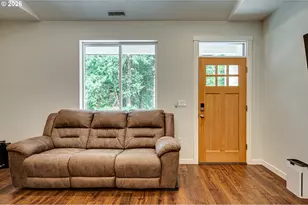 237 Piedmont Pl, Kelso, WA 98626 - Photo 11