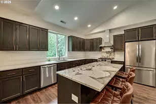 237 Piedmont Pl, Kelso, WA 98626 - Photo 3