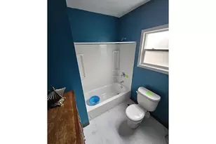 1411 NE Skidmore St, Portland, OR 97211 - Photo 17