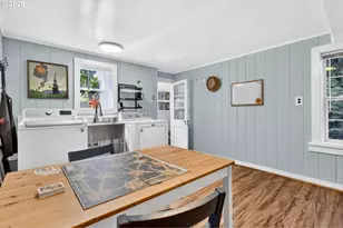 8625 SW 10th Ave, Portland, OR 97219 - Photo 35