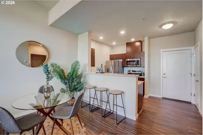 16417 NW Chadwick Way #302, Portland, OR 97229 - Photo 5