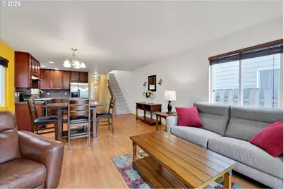 9126 SE Ash St, Portland, OR 97216 - Photo 9