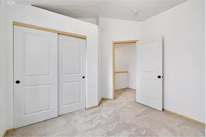 9126 SE Ash St, Portland, OR 97216 - Photo 19