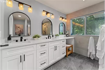 15611 Partridge Dr, Lake Oswego, OR 97035 - Photo 19