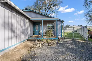 1141 32nd Ct, Sweet Home, OR 97386 - Photo 3