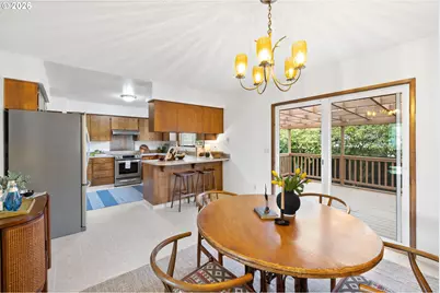 12837 NE Morris St, Portland, OR 97230 - Photo 7