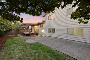 12837 NE Morris St, Portland, OR 97230 - Photo 31