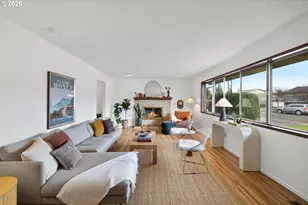 12837 NE Morris St, Portland, OR 97230 - Photo 5