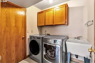 11547 SW 56th Pl, Portland, OR 97219 - Photo 19