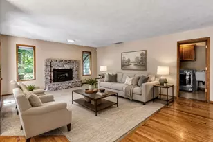 11547 SW 56th Pl, Portland, OR 97219 - Photo 9
