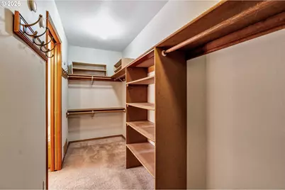 11547 SW 56th Pl, Portland, OR 97219 - Photo 35