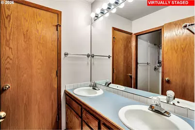 11547 SW 56th Pl, Portland, OR 97219 - Photo 23