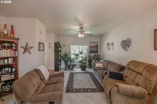 1036 9th St, Florence, OR 97439 - Photo 21