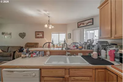 1036 9th St, Florence, OR 97439 - Photo 29