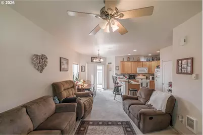 1036 9th St, Florence, OR 97439 - Photo 19