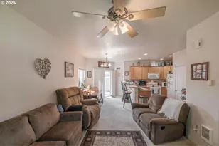 1036 9th St, Florence, OR 97439 - Photo 19
