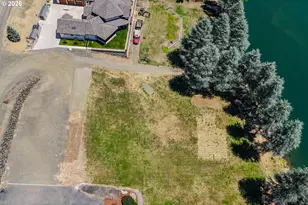 355 Boatwatch Ln, Roseburg, OR 97470 - Photo 41
