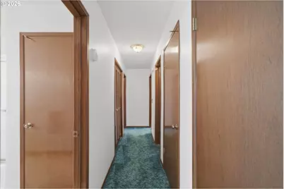 801 Ash Ave, Tillamook, OR 97141 - Photo 19