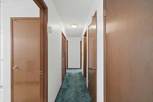 801 Ash Ave, Tillamook, OR 97141 - Photo 19