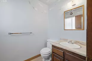 801 Ash Ave, Tillamook, OR 97141 - Photo 31