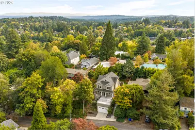 1722 SW Custer St, Portland, OR 97219 - Photo 43