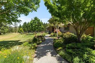 693 Horizon Hills Rd, Williams, OR 97544 - Photo 33