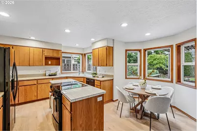 3231 NE 1st Pl, Hillsboro, OR 97124 - Photo 11