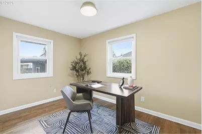 6123 NE Halsey St, Portland, OR 97213 - Photo 17