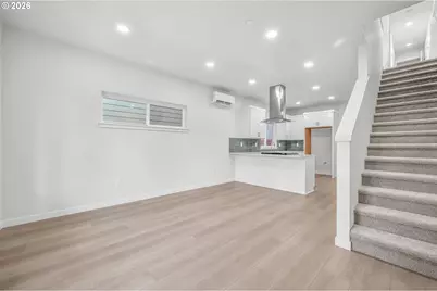 9261 E Burnside St, Portland, OR 97216 - Photo 13