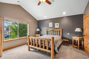 286 SE Condor Dr, Gresham, OR 97080 - Photo 29
