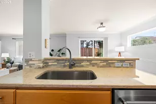 16614 NW Tucson St, Beaverton, OR 97006 - Photo 9