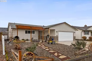 698 S Cascade Dr, Woodburn, OR 97071 - Photo 3