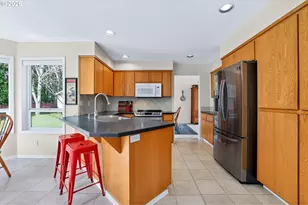 2109 N Nugget Ln, Newberg, OR 97132 - Photo 11