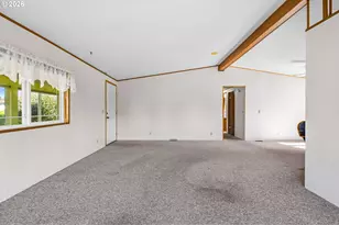 5422 NE Portland Rd, Salem, OR 97305 - Photo 9