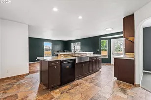880 F St, Baker City, OR 97814 - Photo 5