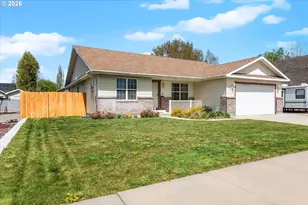 880 F St, Baker City, OR 97814 - Photo 27