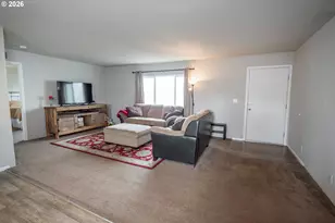 628 Stanley Ln, Harrisburg, OR 97446 - Photo 7