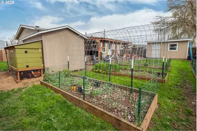 628 Stanley Ln, Harrisburg, OR 97446 - Photo 29