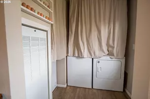 628 Stanley Ln, Harrisburg, OR 97446 - Photo 23